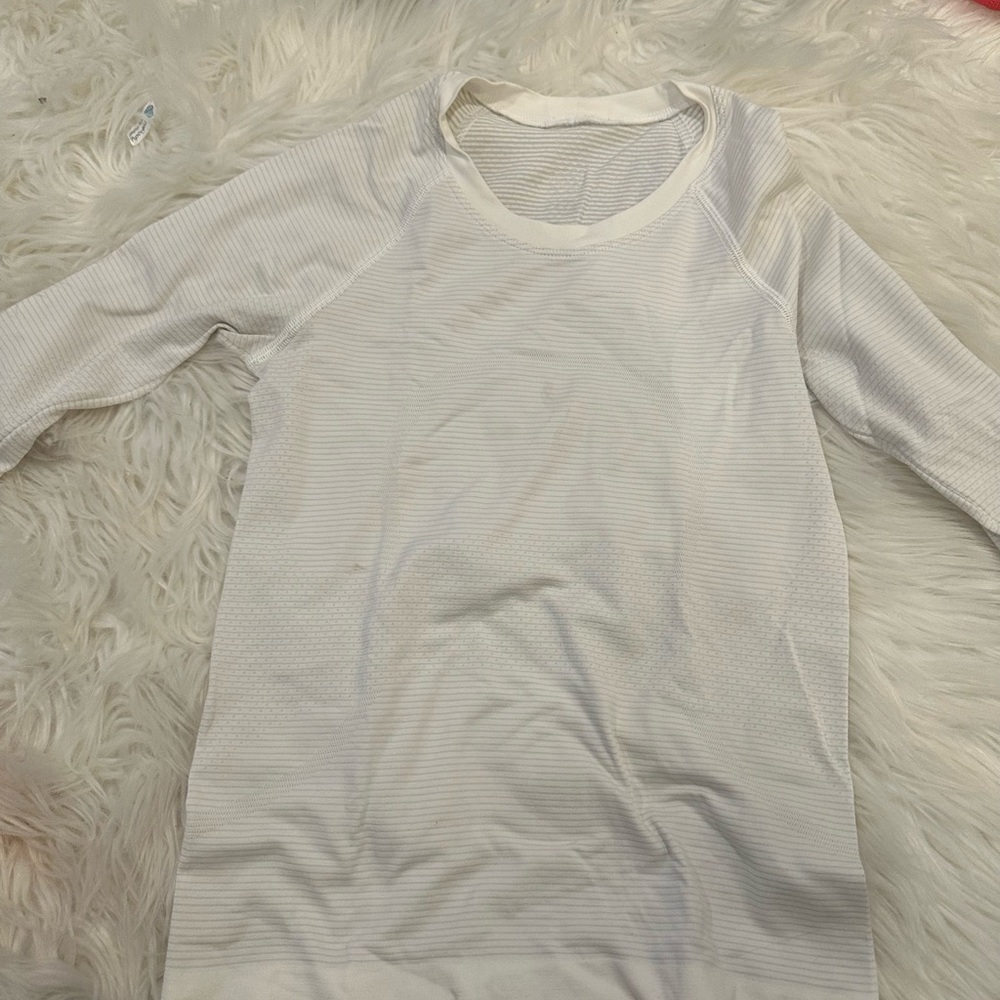 white long sleeve swiftly race length